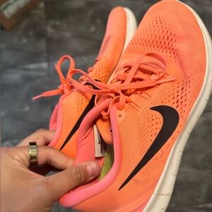 Women’s Nike Free Run’s